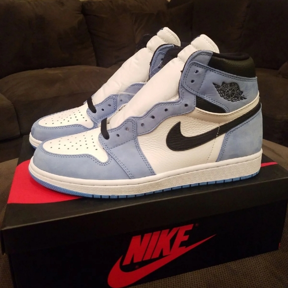 Jordan 1 university blue